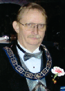 2004 Michael A Weeks (250 x 350)