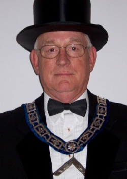 2005 Paul L Bunten 250x350